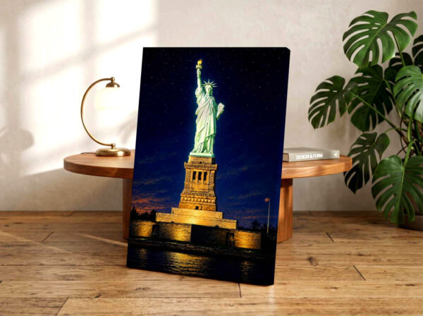 20260613235236-1f16782f-40ba-60f0-a68b-7ac6061e418d.jpg Statue of Liberty, New York City 1970s - Canvas Print