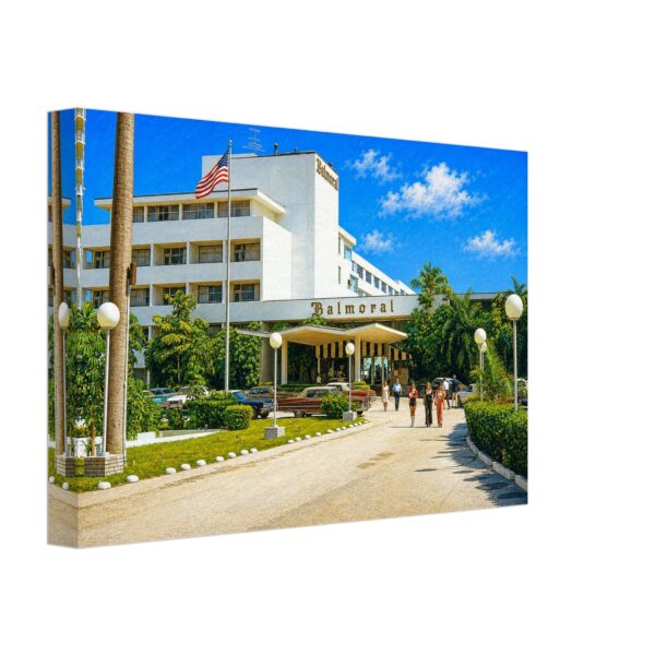 Balmoral Hotel, Bal Harbour, Florida 1974 - Canvas Print 1897e57b-9b62-4686-9621-d7df0149636b