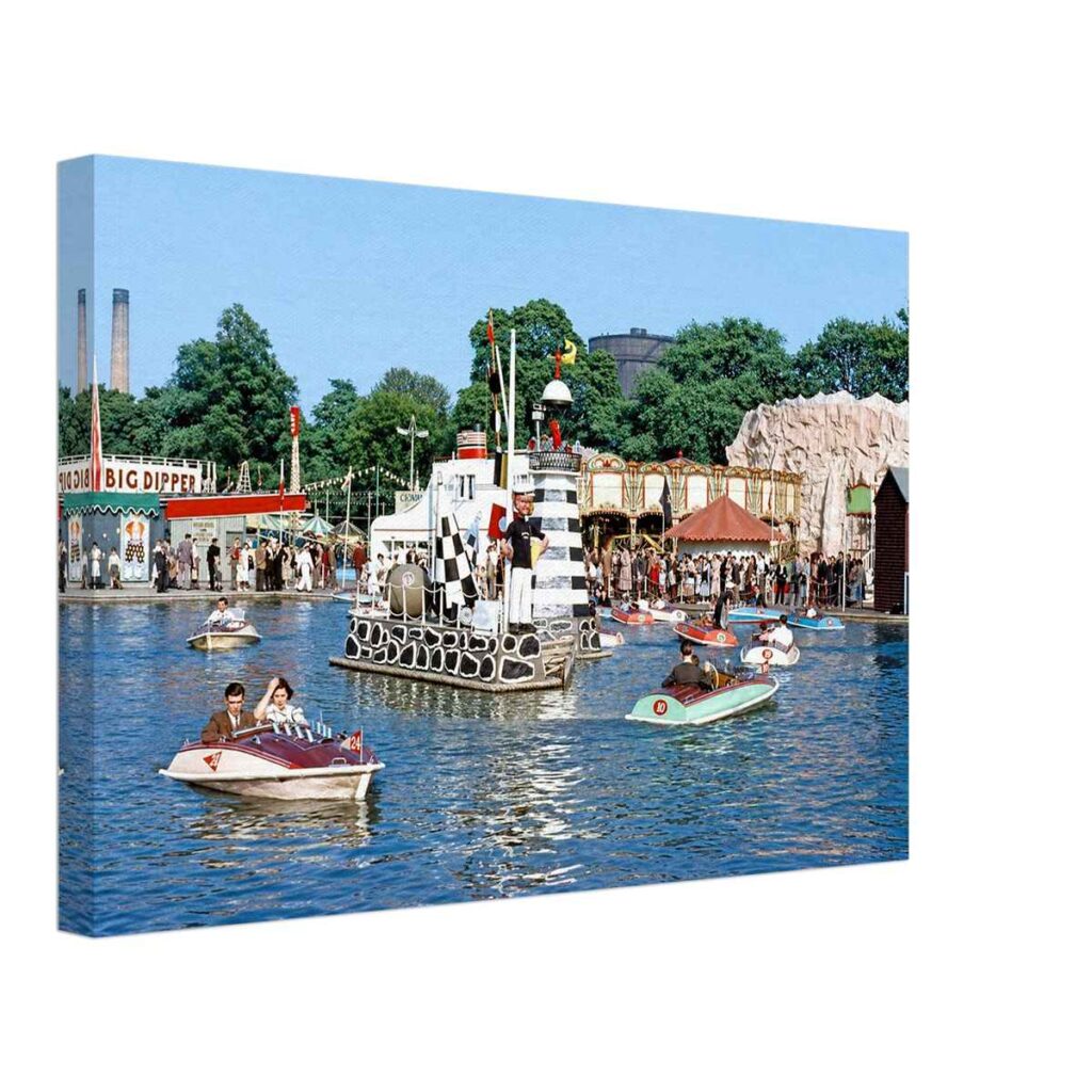 Visitors enjoying motor boats on the Boating Lake at Battersea Fun Fair during the Festival of Britain, London 1951 - Canvas Print