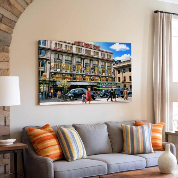 The Metropole Cinema, O'Connell Street, Dublin, Ireland 1950s - Canvas Print
